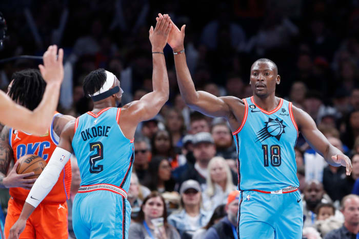 A Thunder 10-0 run in the fourth led to frustrated play from Phoenix as the lead slipped away. Suns bench play will be big down the stretch.